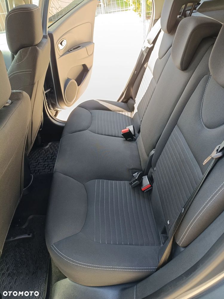 Renault Clio 0.9 Energy TCe Limited - 15