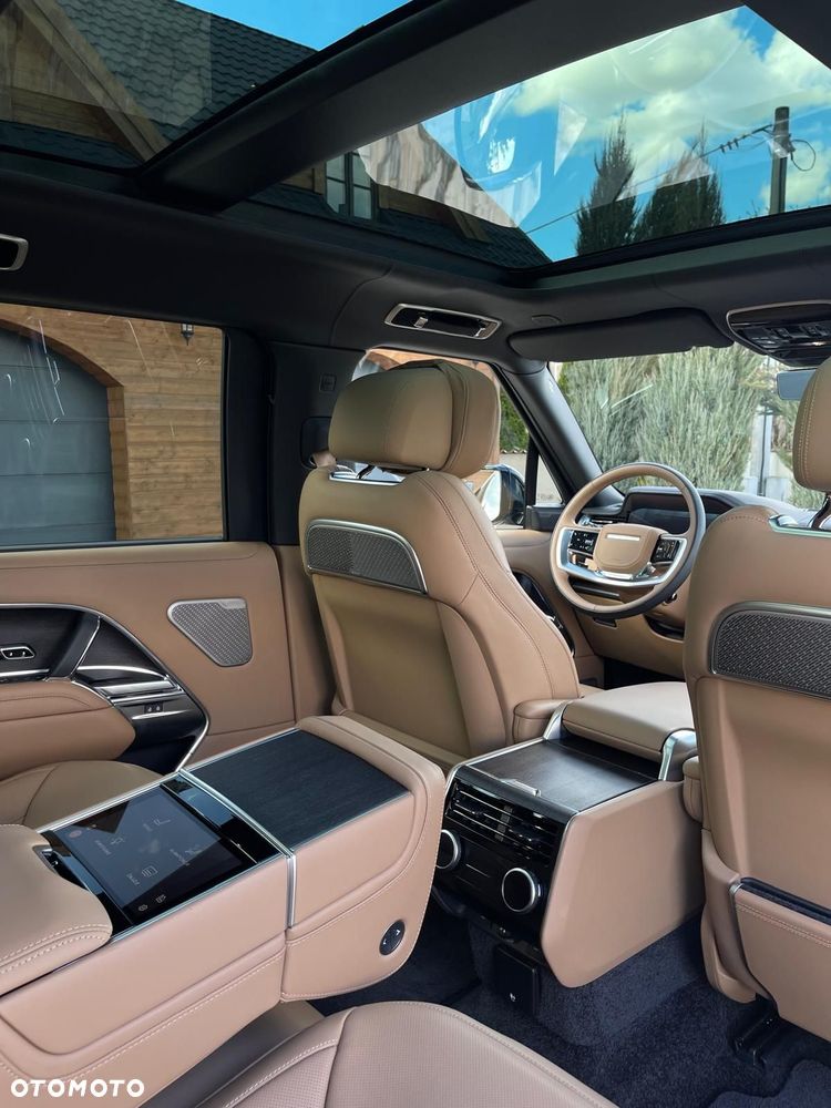 Land Rover Range Rover 4.4 V8 P535 LWB Autobiography - 7