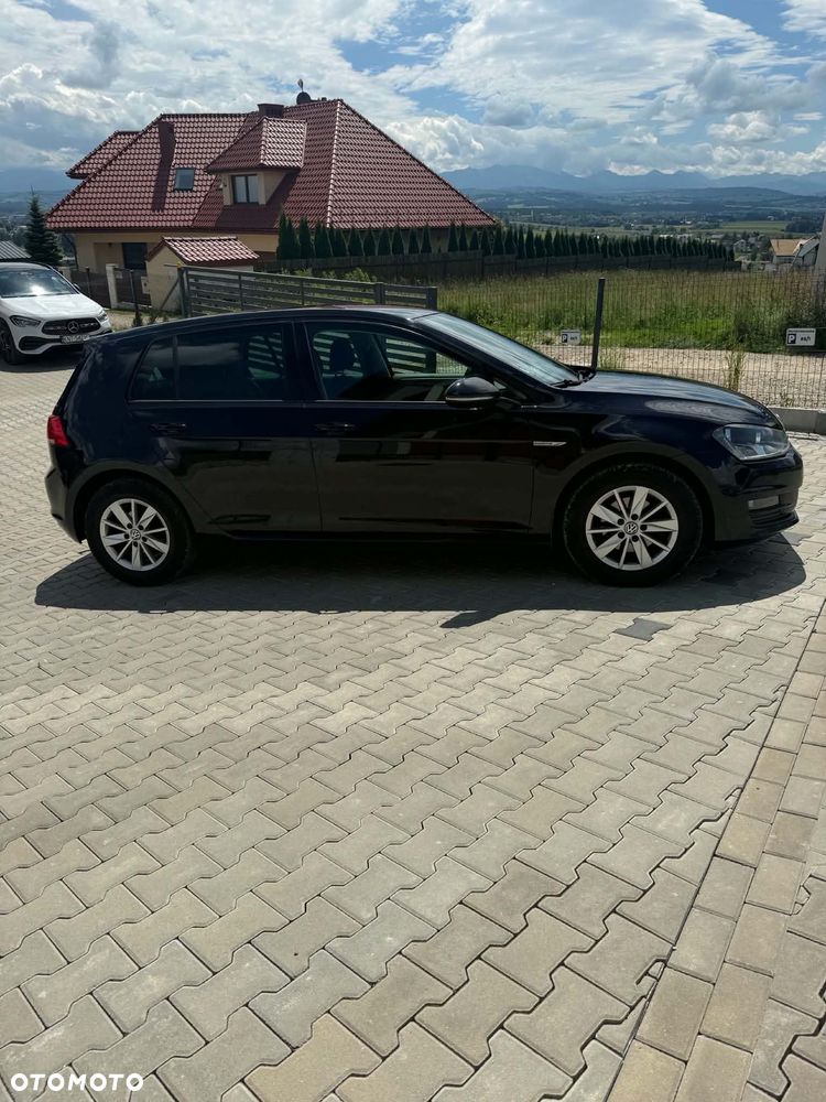 Volkswagen Golf - 12