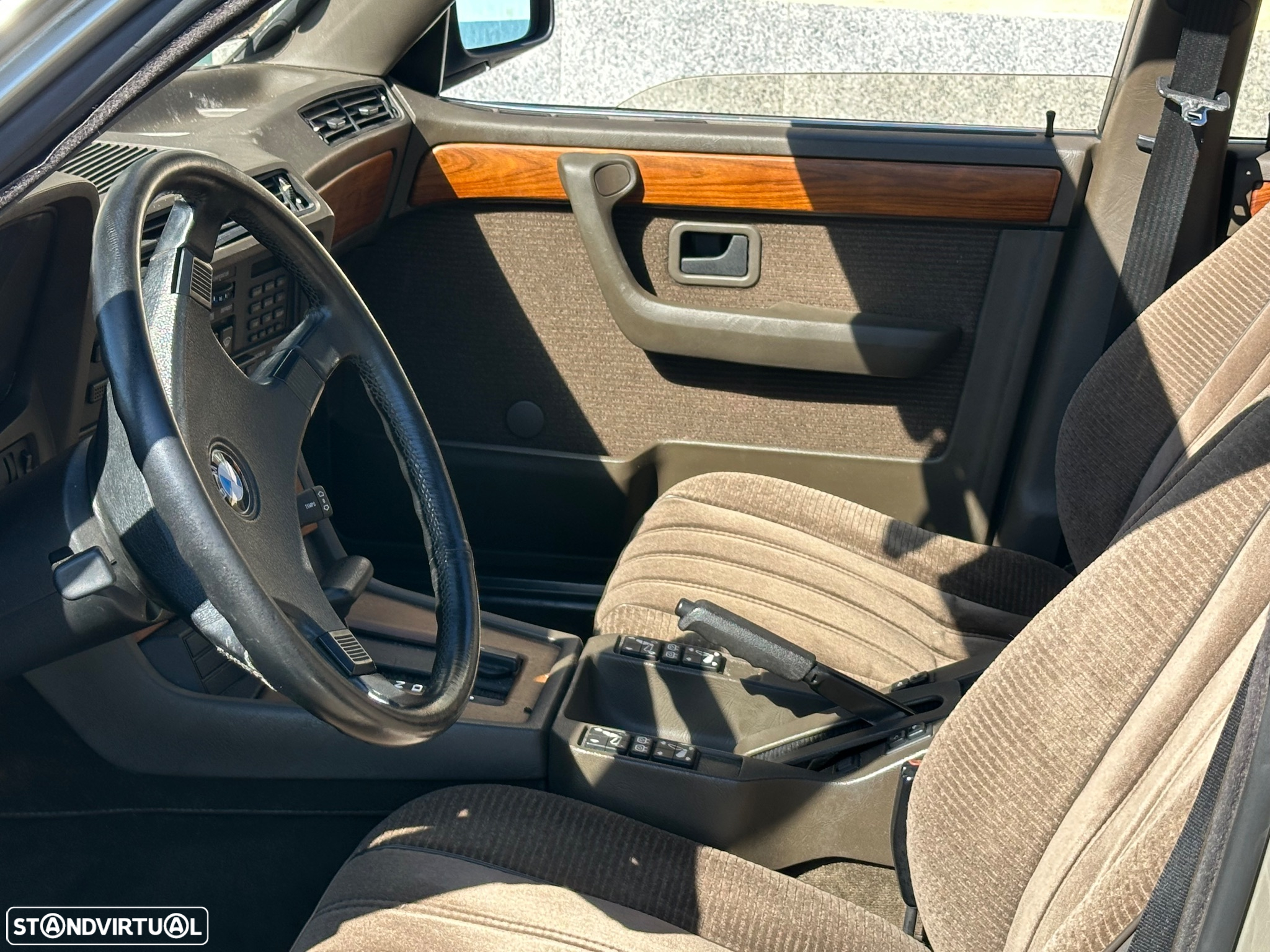 BMW 745 - 13