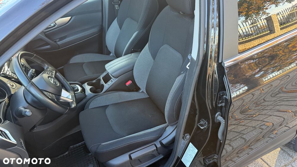 Nissan Qashqai 1.3 DIG-T Tekna DCT - 26