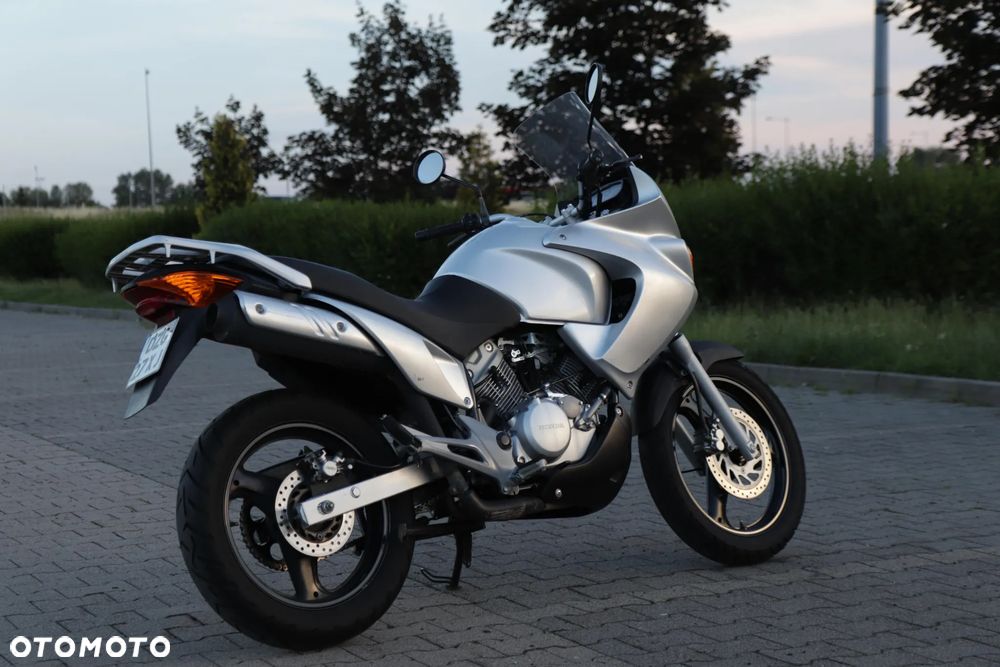 Honda XL - 6