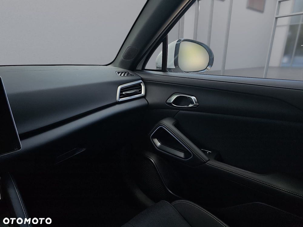 BYD Atto 2 DM-i - 12