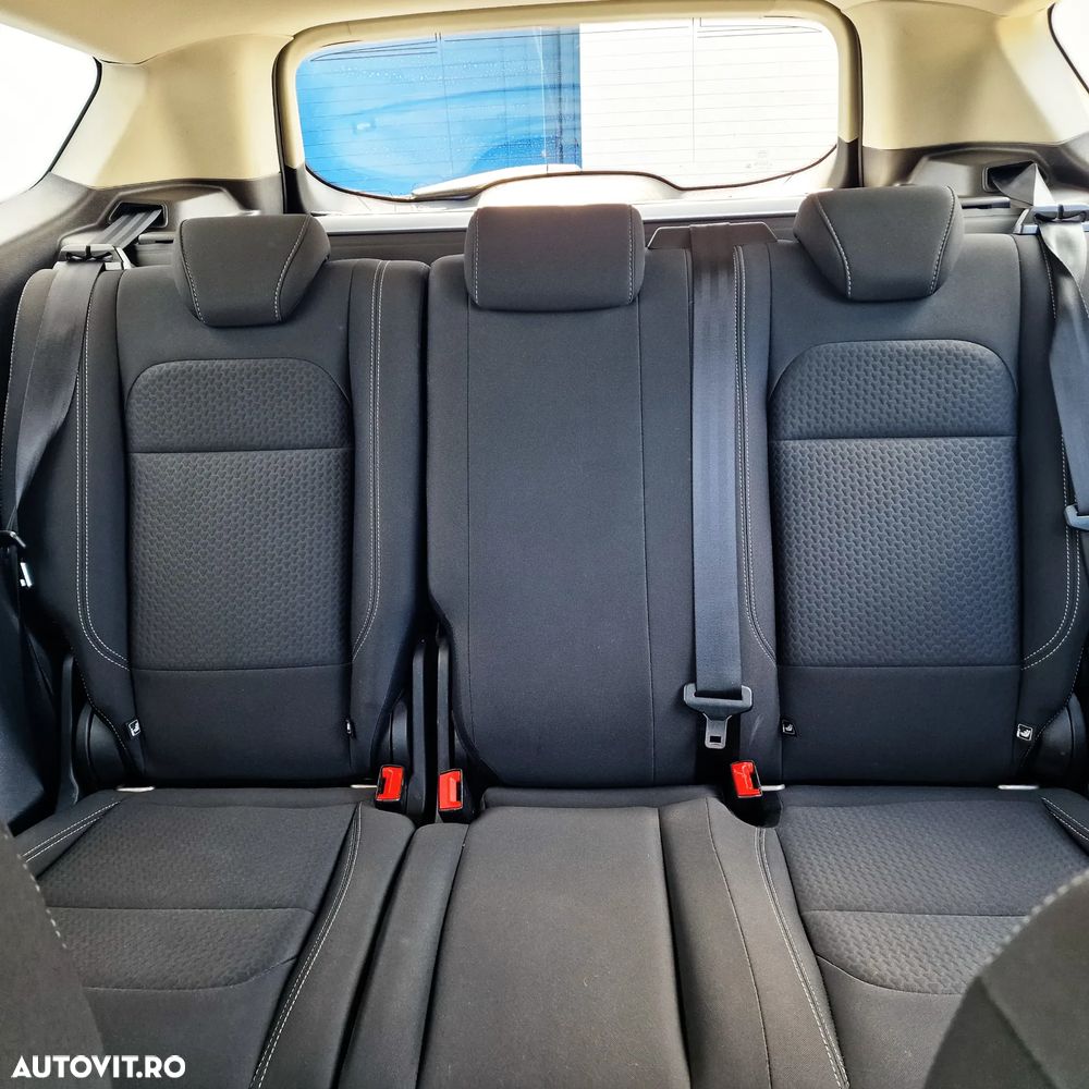 Ford Kuga 1.5 EcoBoost 2WD Trend - 12