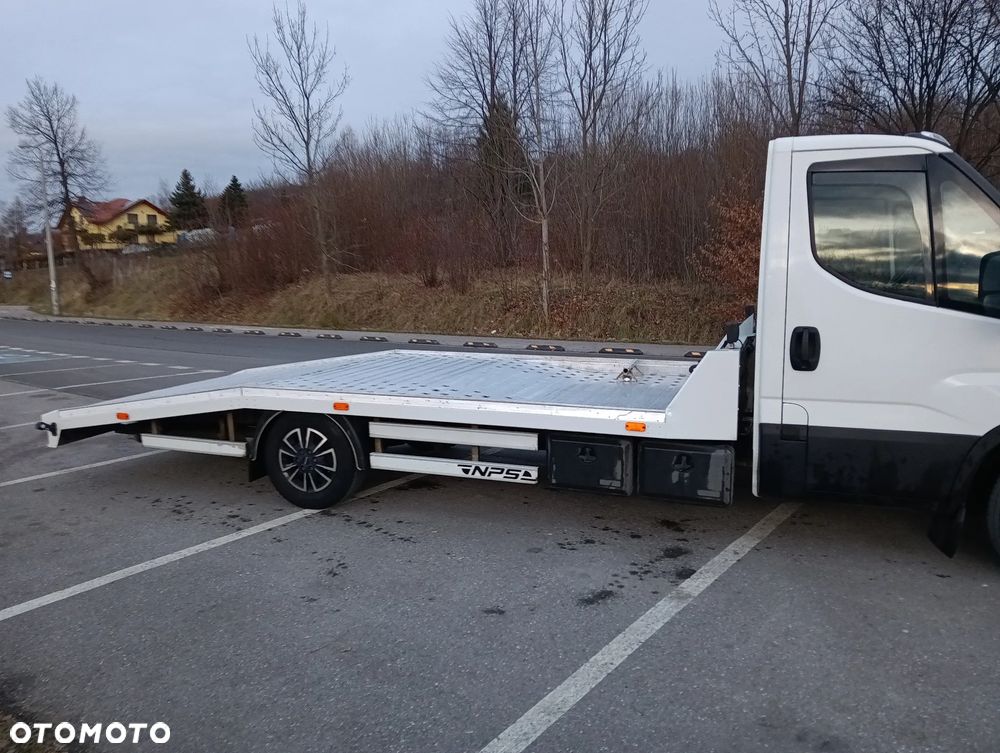 Iveco DAILY NPS - 12