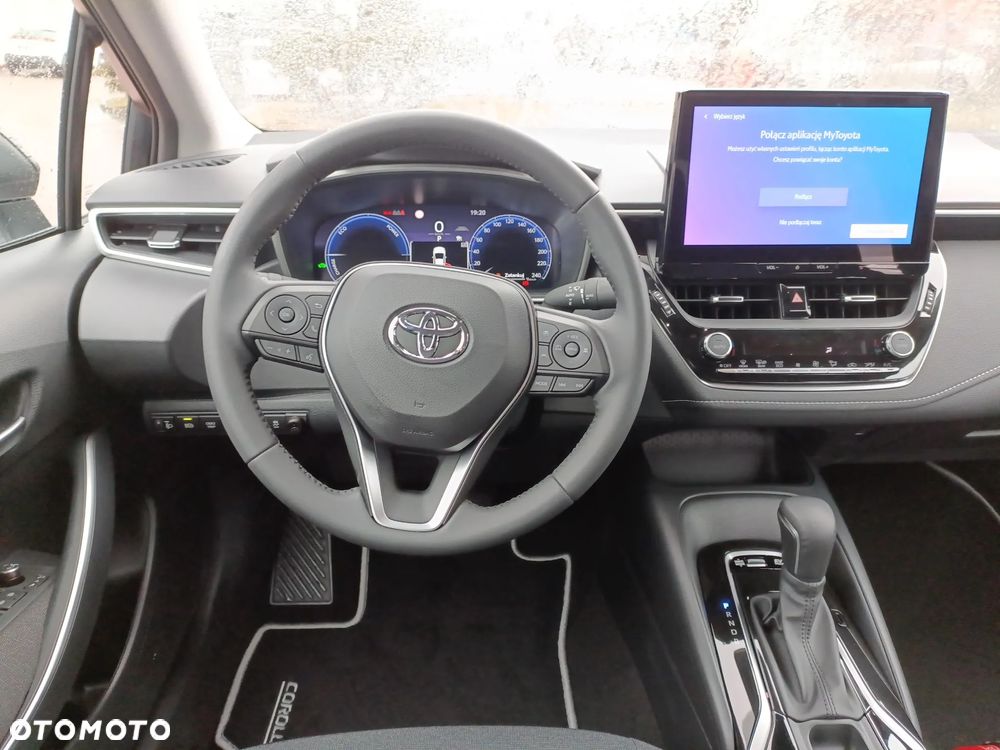 Toyota Corolla 1.8 Hybrid Comfort - 12