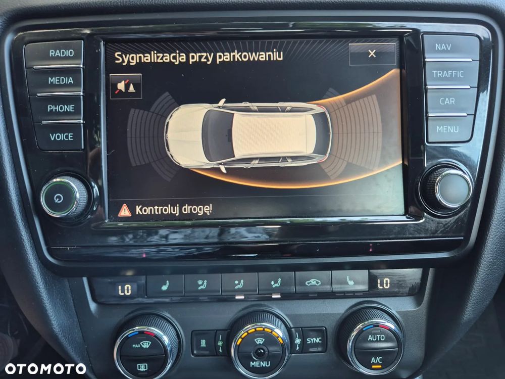 Skoda Octavia 2.0 TDI Ambition DSG - 36