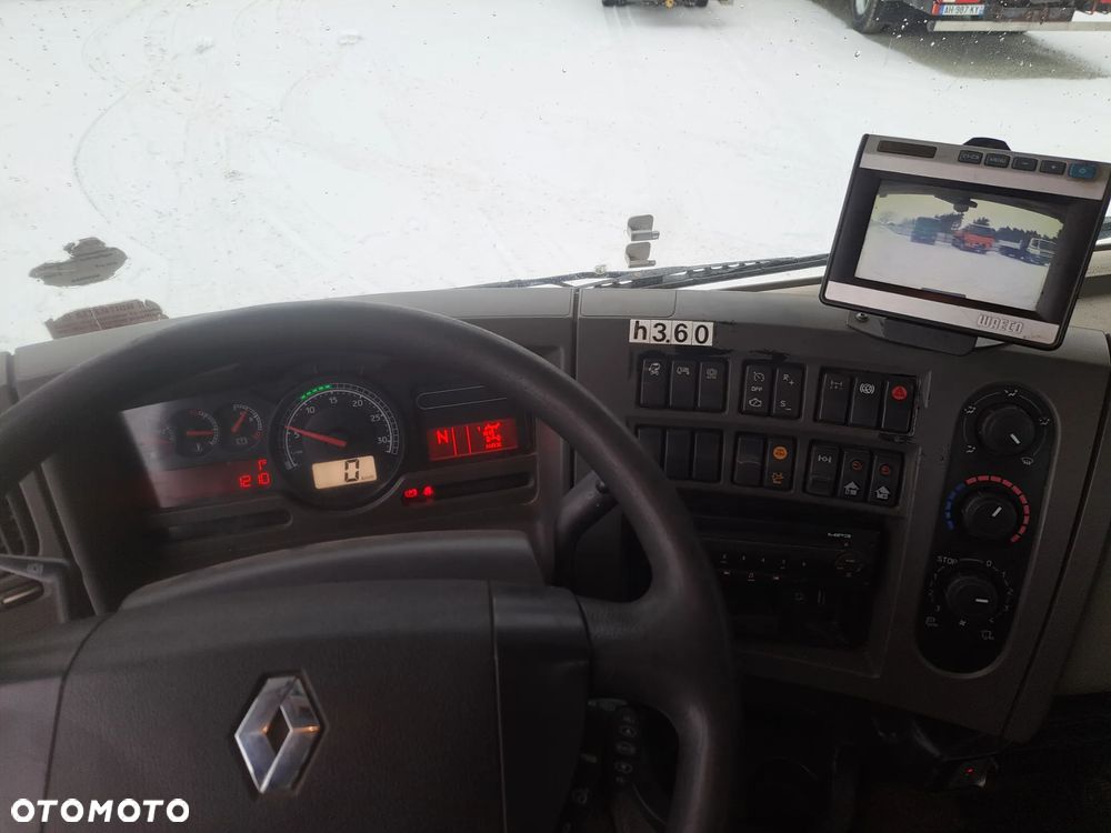 Renault Premium Lander - 30