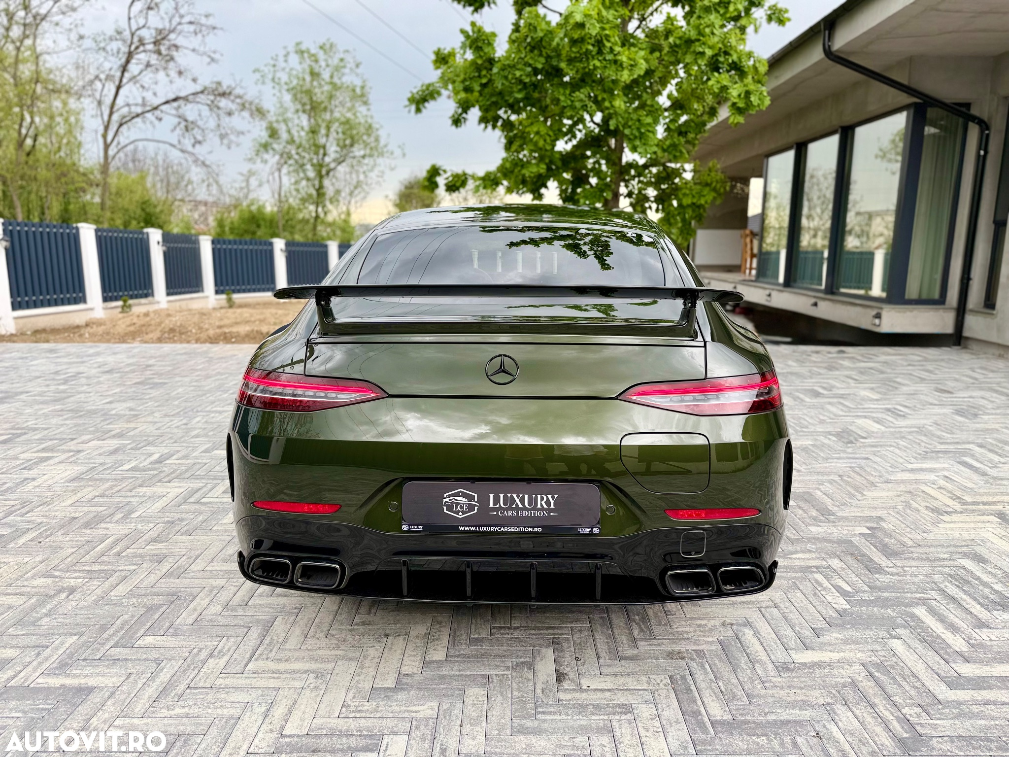 Mercedes-Benz AMG GT - 5