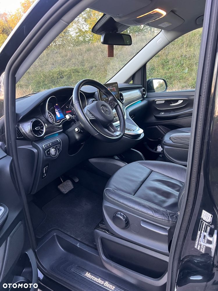 Mercedes-Benz Klasa V 300 d extralang 4Matic 9G-TRONIC Avantgarde - 10