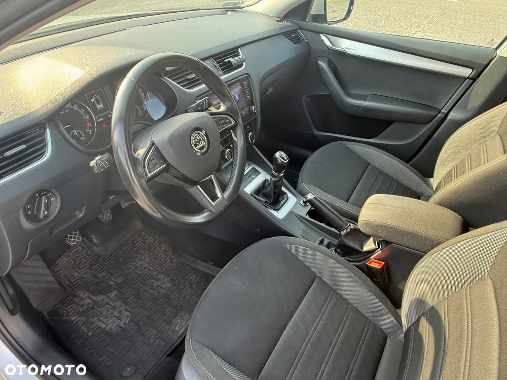 Skoda Octavia 1.6 TDI Ambition - 9