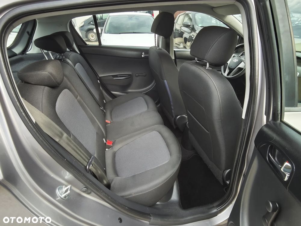 Hyundai i20 1.25 Classic - 28