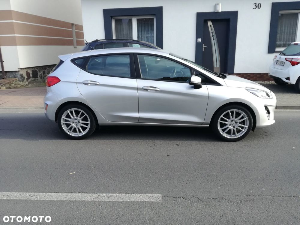 Ford Fiesta 1.1 COOL&CONNECT - 9