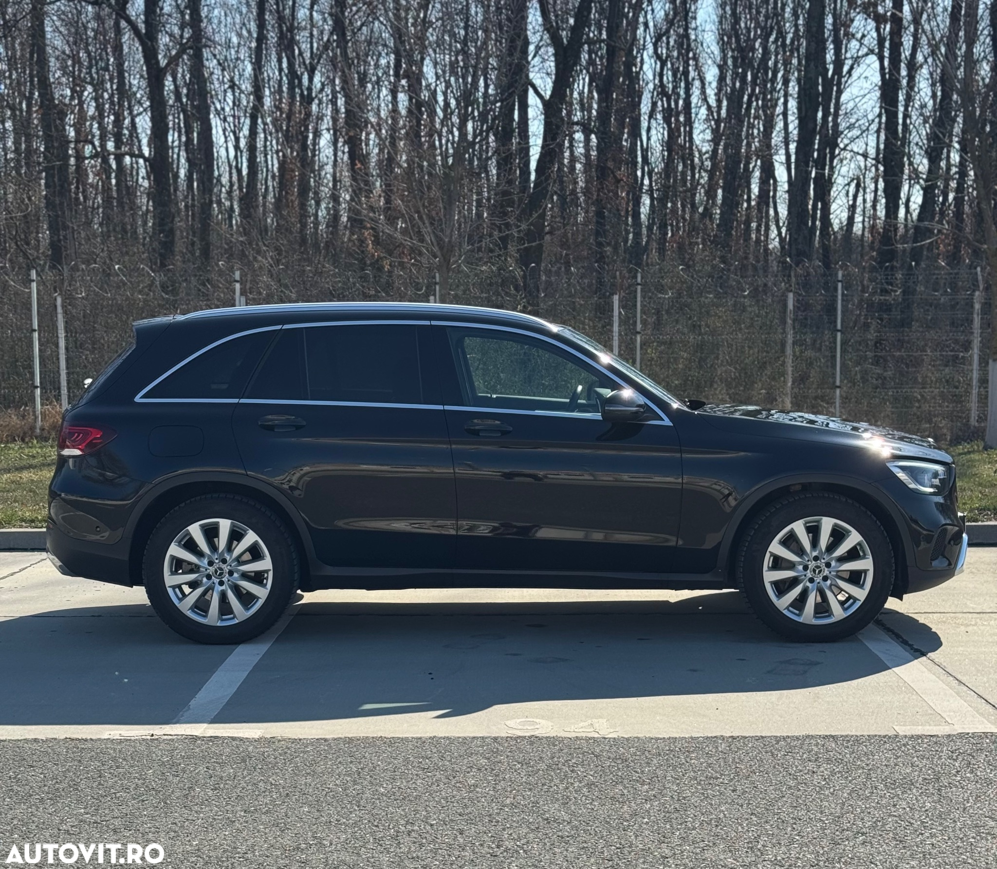 Mercedes-Benz GLC 200 4MATIC - 4
