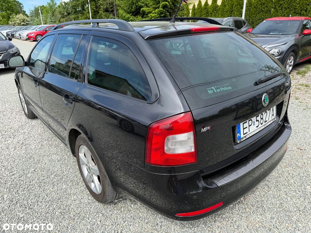 Skoda Octavia 1.6 Elegance - 12