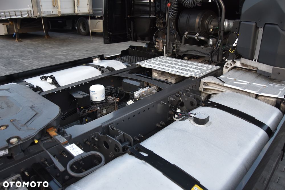 Volvo FH5 500 I-SAVE *RETARDER* GLOBETROTTER XL / FULL LED / SKÓRY / LOW DECK MEGA / ASO VOLVO SALON POLSKA JAK NOWE ! ! ! - 16