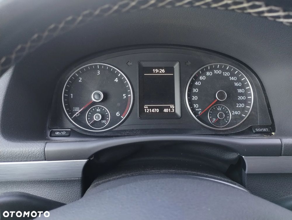 Volkswagen Touran 1.6 TDI DPF Comfortline - 34
