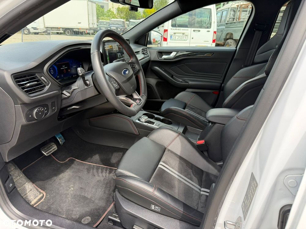 Ford Focus 2.3 EcoBoost ST X - 5