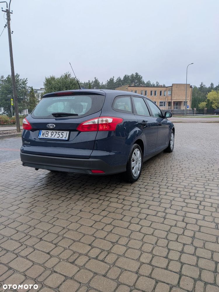Ford Focus 1.6 Trend - 6