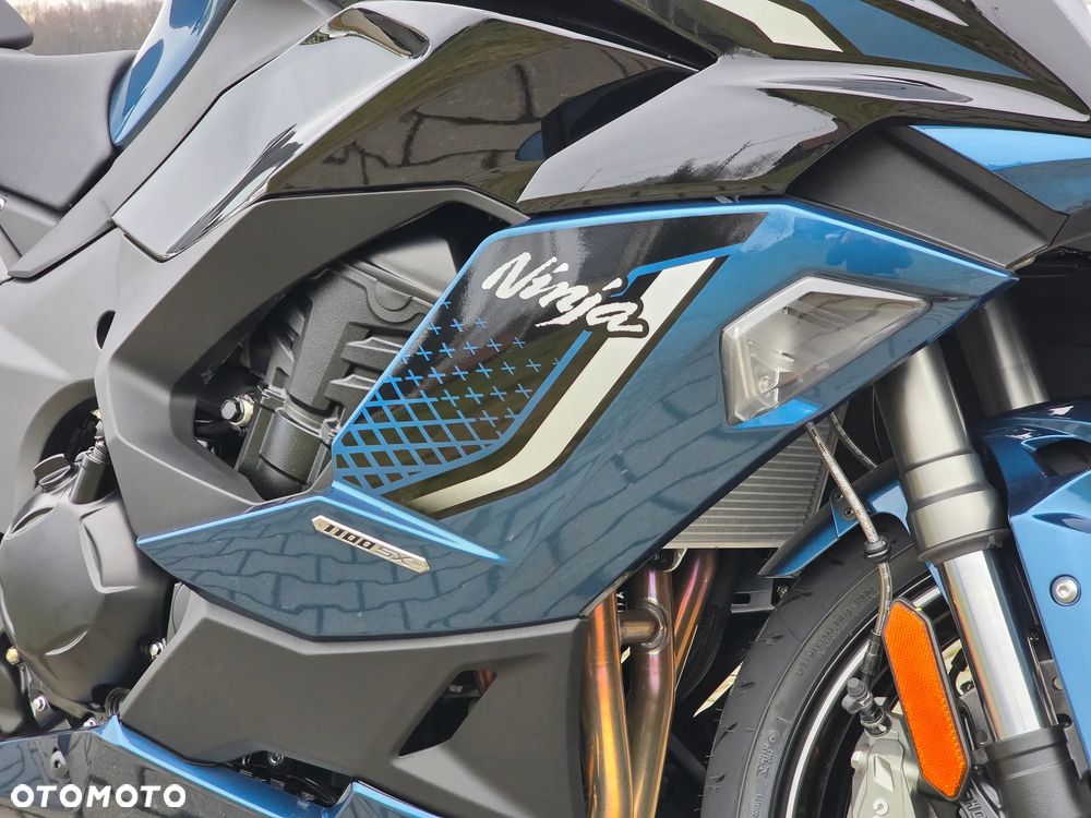 Kawasaki Ninja 1000 SX - 11