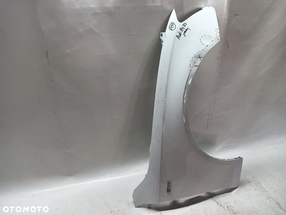 ZDERZAK PRZÓD PRZEDNI PRAWY AUDI A4 B8 8K0821470C - 2