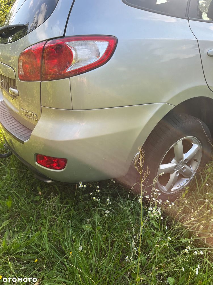 Hyundai Santa Fe - 4