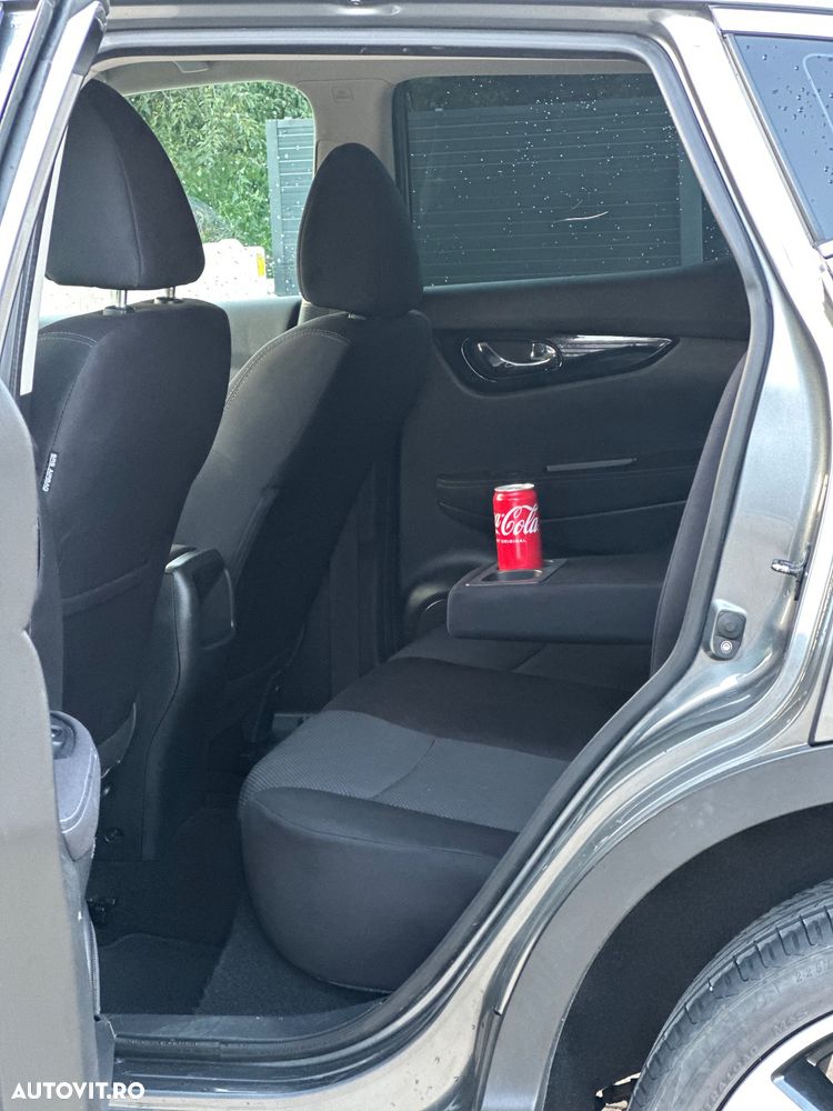 Nissan Qashqai 1.6 DCI Start/Stop N-Connecta - 32