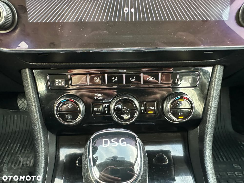 Skoda Superb 2.0 TDI SCR Style DSG - 29