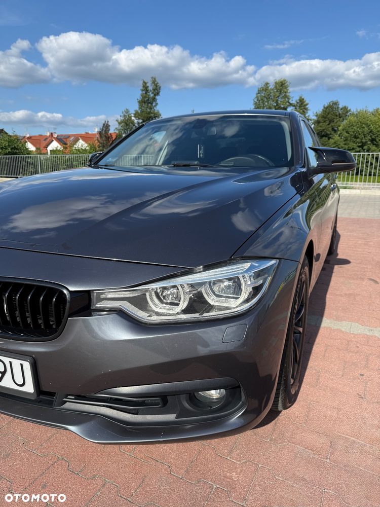 BMW Seria 3 318i Advantage - 10