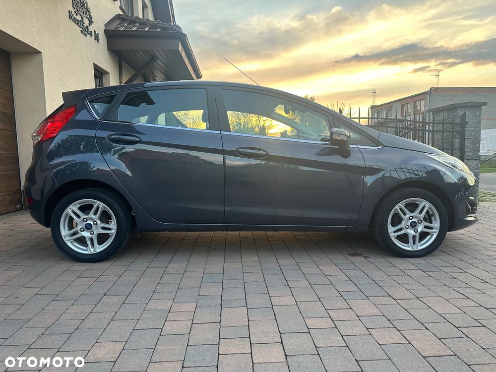 Ford Fiesta 1.5 TDCi SYNC Edition - 8
