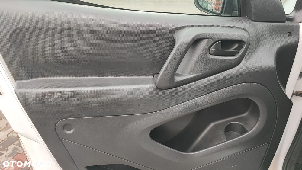 Peugeot Partner - 21