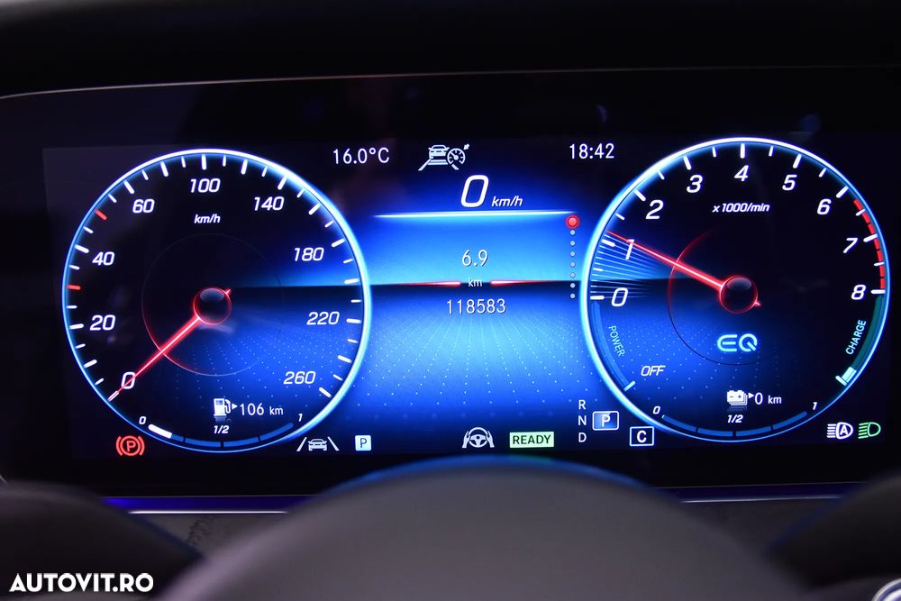 Mercedes-Benz E 300 9G-TRONIC AMG Line - 10