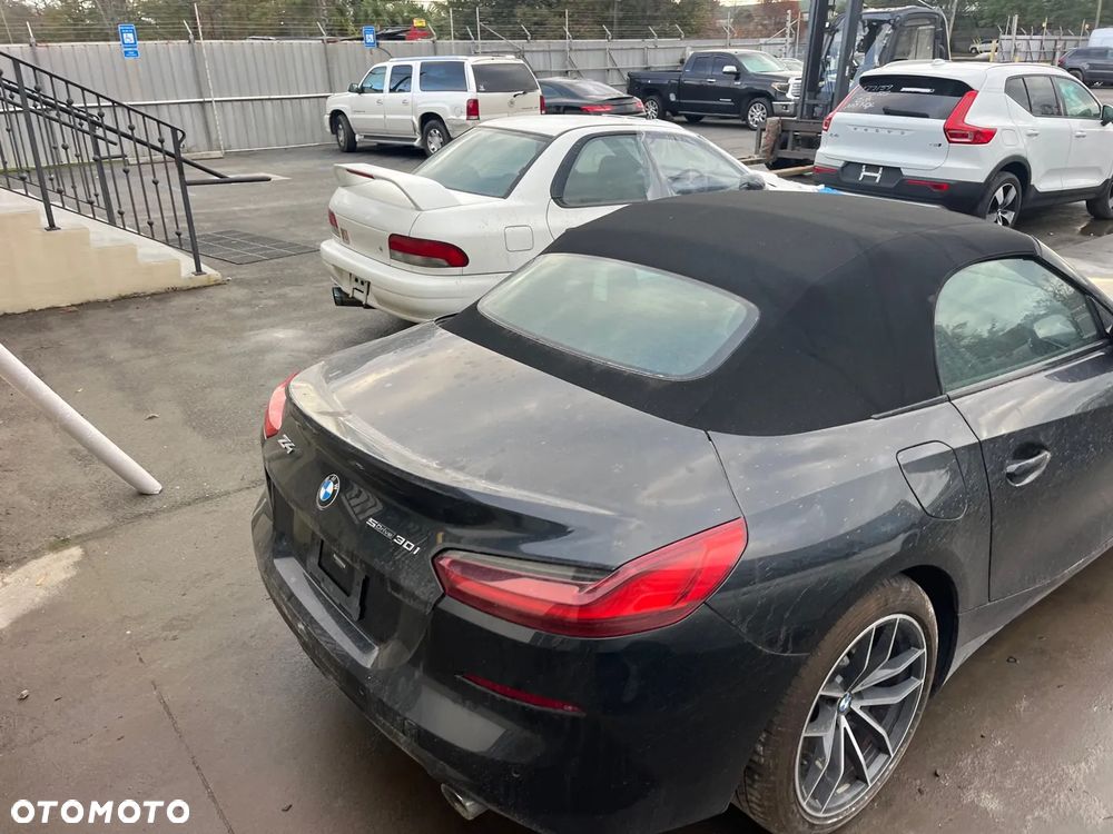 BMW Z4 sDrive30i Sport Line - 10