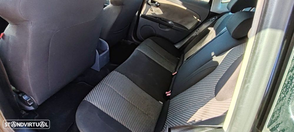 SEAT Leon 1.4 16V Reference - 7