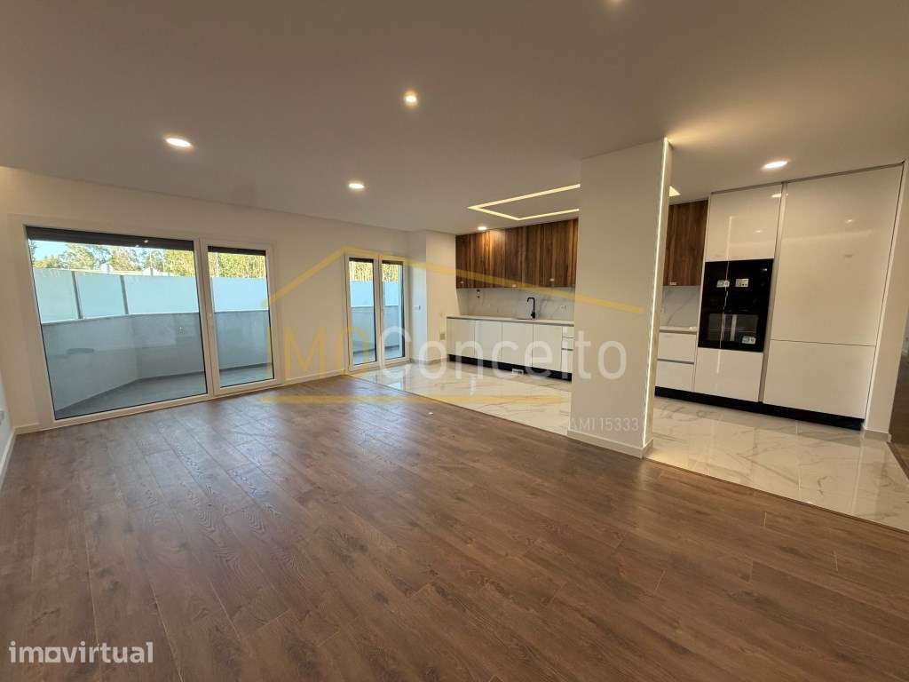 Apartamento T3 | Condomínio Fechado - Piscina e Garagem | Entroncam... - Grande imagem: 5/39