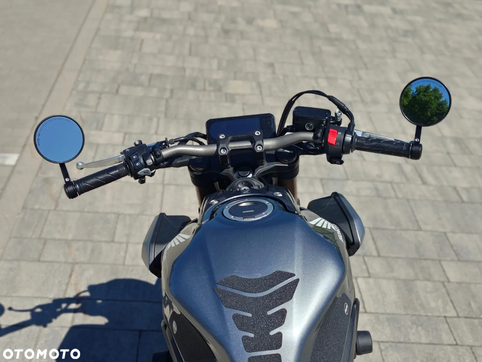 Honda CB - 10