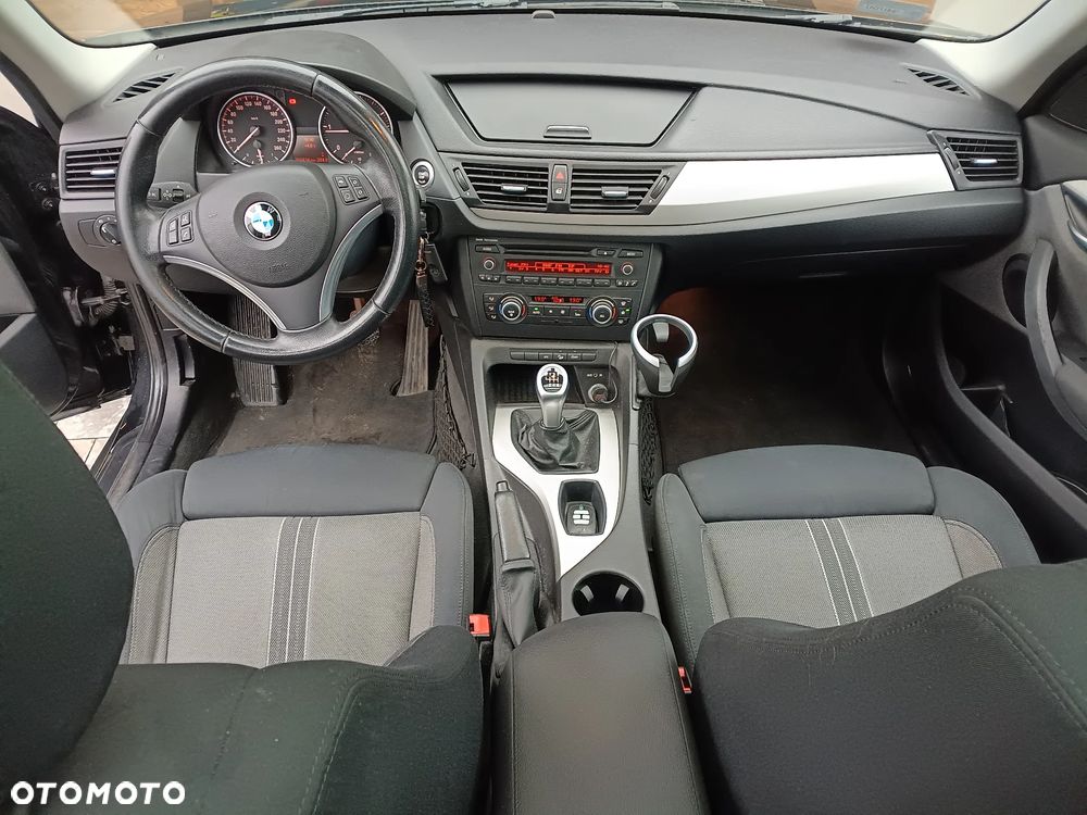 BMW X1 xDrive20d - 9