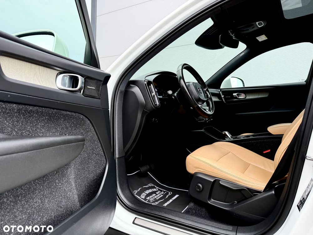Volvo XC 40 D3 SCR Inscription - 21