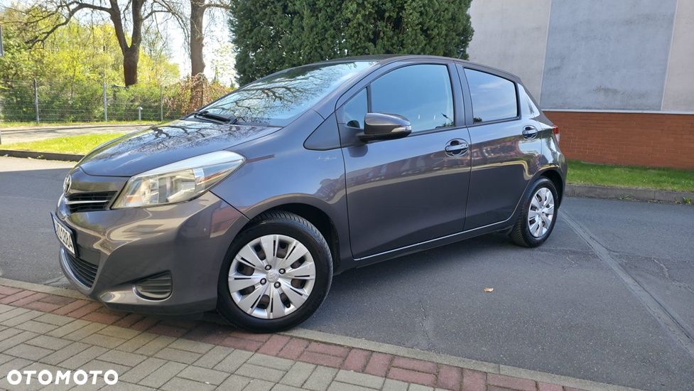 Toyota Yaris 1.33 Premium - 5