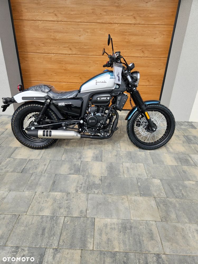 Junak M18 - 10