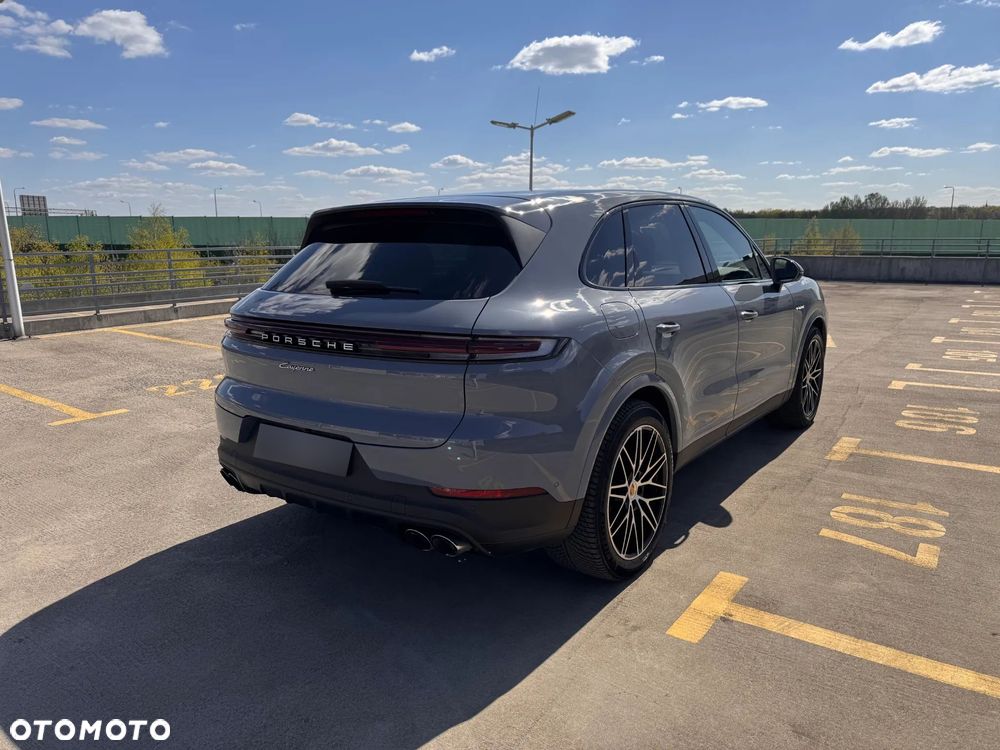 Porsche Cayenne E-Hybrid - 3