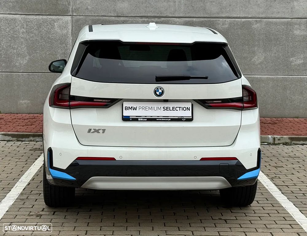 BMW iX1 xDrive30 xLine - 5