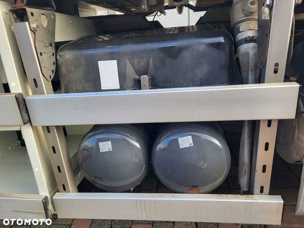 Mercedes-Benz Econic 2630 dwukomorowa - 34