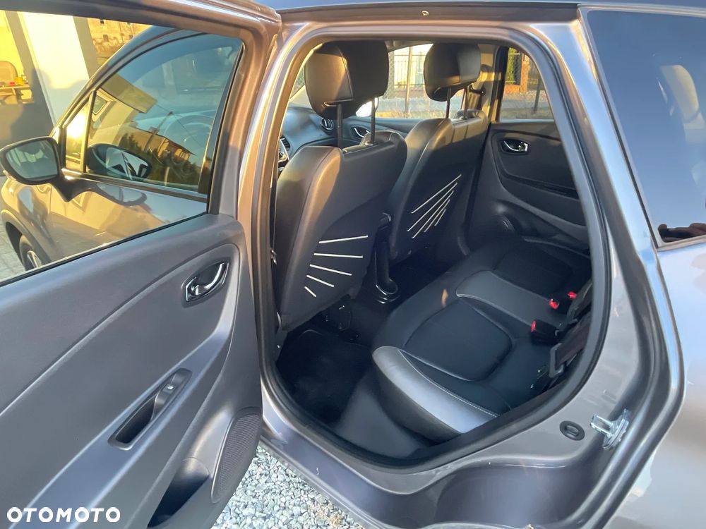 Renault Captur - 21