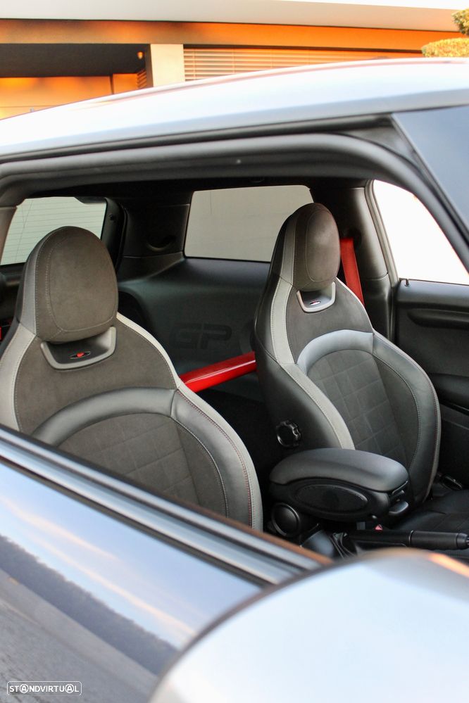 MINI 3 Portas John Cooper Works GP Aut. - 17