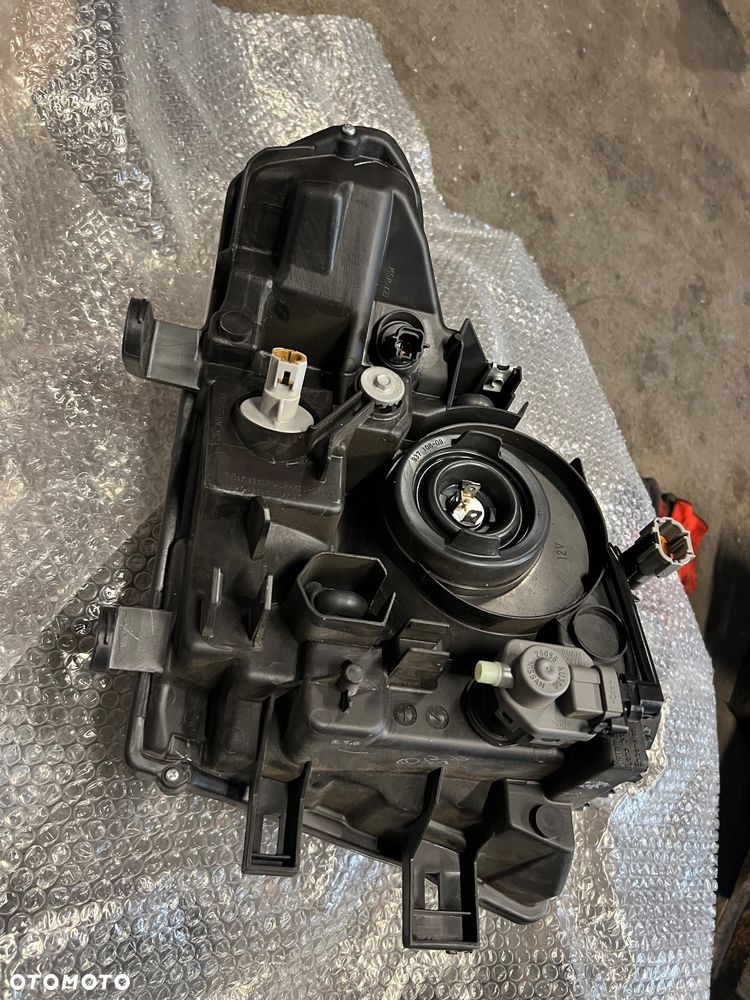 Lampa przednia prawa nowa Nissan Navara d40 oryginalna - 3