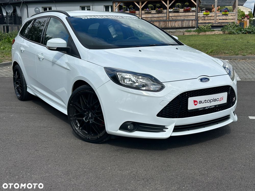Ford Focus - 38