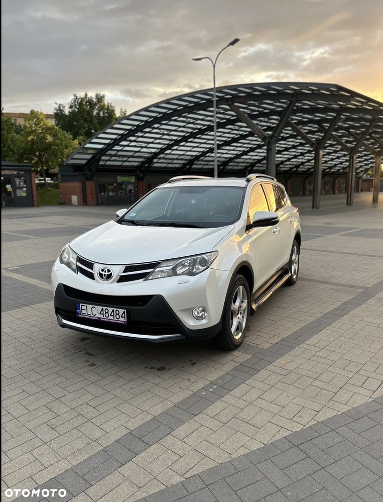 Toyota RAV4 2.0 D-4D Active - 13