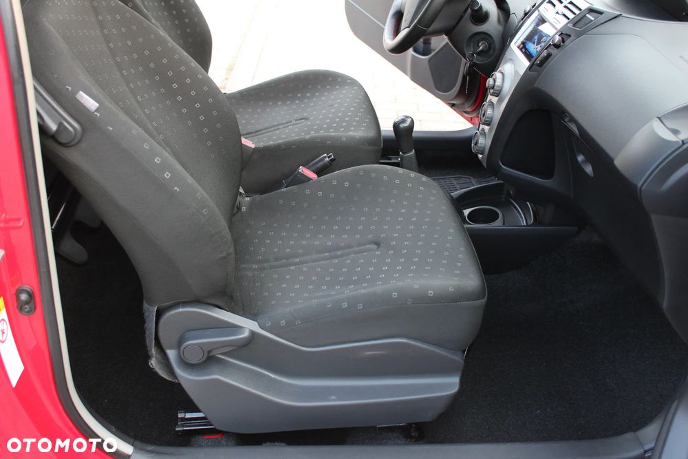 Toyota Yaris 1.0 VVT-i Sol - 6