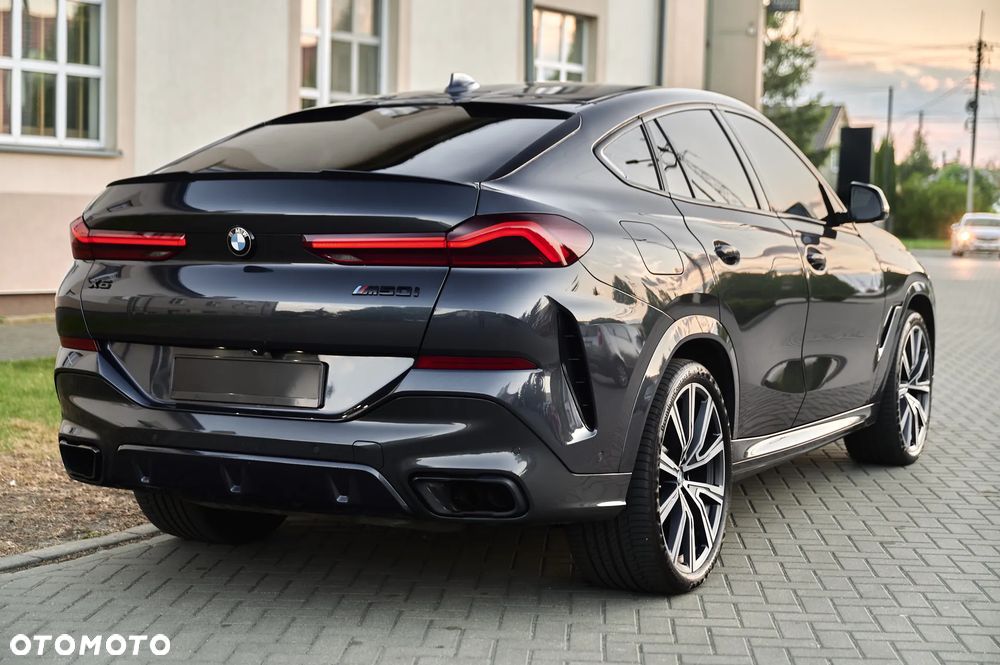 BMW X6 - 11
